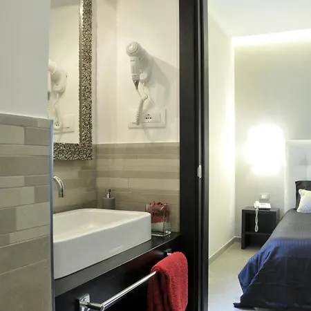 Gemini Pensionat 4*