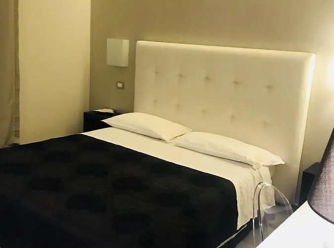 Gemini Pensión Roma